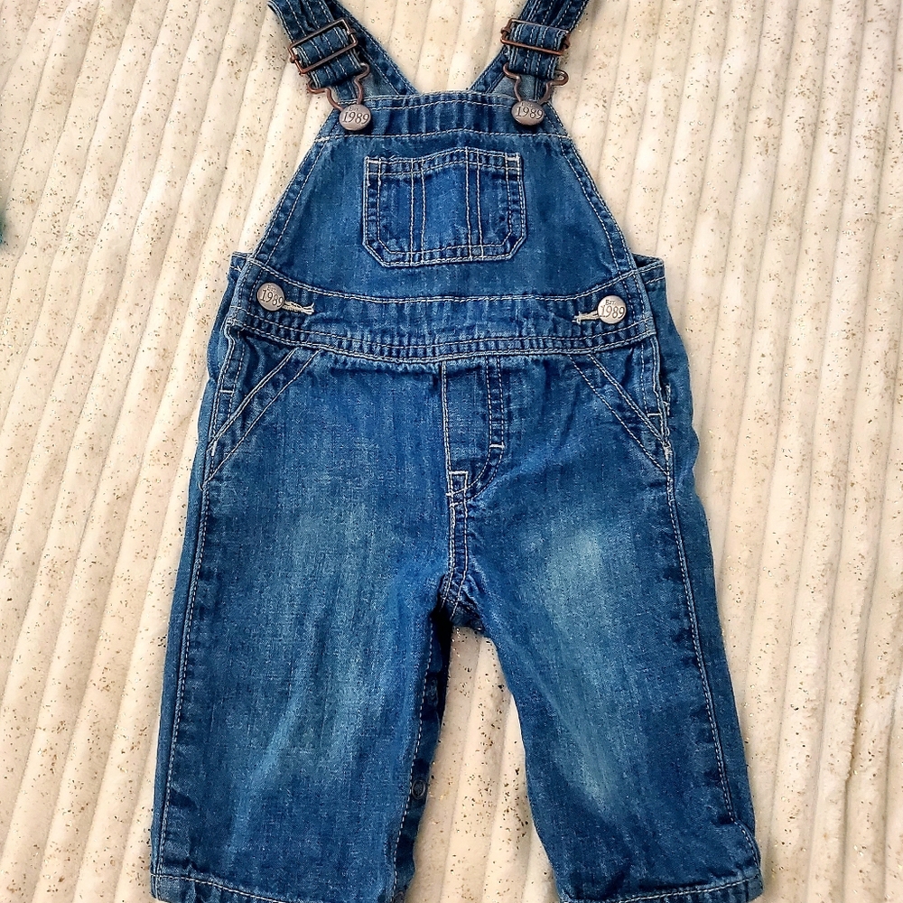 Overalls size 3-6 months